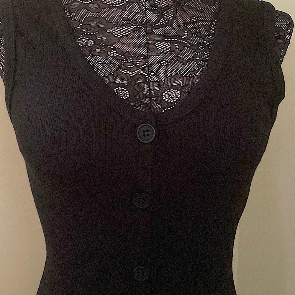 Steve Madden VISION OF LOVE BUTTON FRONT MIDI RIBBED DRESS IN BLACK Size Medium